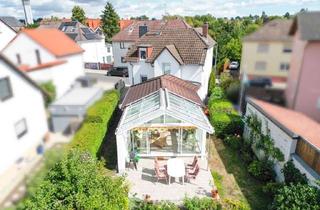 Einfamilienhaus kaufen in 65824 Schwalbach, Freistehendes Einfamilienhaus mit einem großen Wintergarten in Schwalbach!