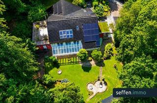 Haus kaufen in 51399 Burscheid, Provisionsfrei! Besonderes Zuhause in idyllischer Waldlage – Burscheid-Landscheid