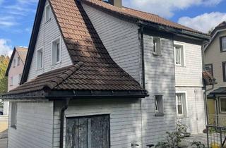 Einfamilienhaus kaufen in Weiherstraße, 78120 Furtwangen, Gepflegtes, einfaches Einfamilienhaus in ruhiger Lage mit Garage in Furtwangen im Schwarzwald