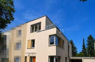 Doppelhaushälfte kaufen in 47800 Bockum, Bestlage Krefeld – hochwertige Doppelhaushälfte mit Sonnengarten, Garage und hoher Energieeffizienz