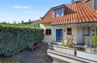 Haus kaufen in 36157 Ebersburg, Thalau: Gepflegtes Reihenendhaus mit Galerie, Garten, Garage und Carport
