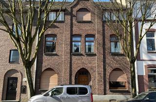Haus kaufen in 47839 Hüls, Mehrfamilien in Krefeld-Hüls