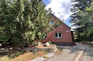 Einfamilienhaus kaufen in 14624 Dallgow-Döberitz, Charmantes und saniertes Einfamilienhaus auf großem Grundstück – direkt an der Pferdekoppel!
