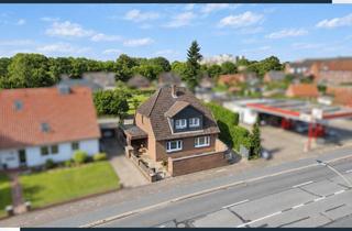 Einfamilienhaus kaufen in 24539 Neumünster, Renovierungsbedürftiges Einfamilienhaus mit Einliegerwhg. auf parkähnlichem Grundstück in Neumünster