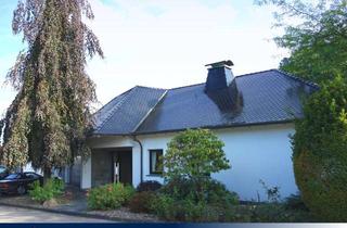 Haus kaufen in 32107 Bad Salzuflen, Attraktiver Bungalow in allerbester Wohnlage von Bad-Salzuflen-Knetterheide!