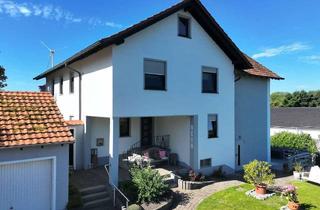 Haus kaufen in 59469 Ense, Familien Willkommen!Zweifamilienhaus mit viel Potenzial in ruhiger Wohnlage von Ense-Bittingen!