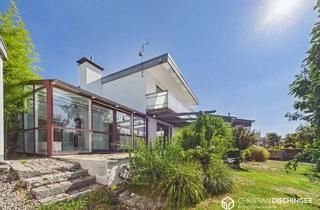 Haus kaufen in 93138 Lappersdorf, Großzügiger Bungalow mit zwei Wohneinheiten, traumhaftem Fernblick und viel Privatsphäre