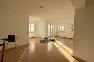 Haus mieten in Herrenberger Str., 71263 Weil der Stadt, Zentrale 2,5 Zi.-Wohnung mit Balkon // Stadtzentrum Weil der Stadt