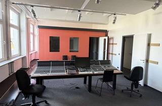 Gewerbeimmobilie mieten in Dieselstraße 30, 60314 Ostend, Tonstudio / Studioräume / Loft zu vermieten