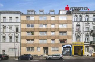Anlageobjekt in 52068 Aachen, Aufteilbares 17-Parteien-Haus mit Innenhof, 4 Garagen und zusätzlicher Halle in innenstadtnaher Lage