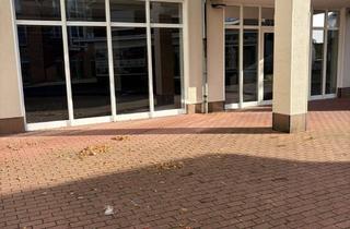 Geschäftslokal mieten in 33775 Versmold, Großzügige, vielseitig nutzbare Ladenfläche