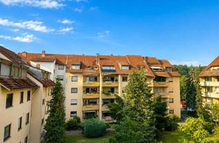 Wohnung kaufen in Haagstraße 28, 91054 Burgberg, Modern renovierte 3-Zimmer-Eigentumswohnung (72 m²) mit Dachloggia und Garagenstellplatz