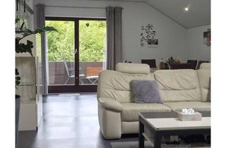 Wohnung kaufen in 73337 Bad Überkingen, Privat ! Großzügige, renovierte, helle, ruhige 2,5 Zi.-Whg. mit EBK, 2 Balkonen und 2 PKW Stellpl.