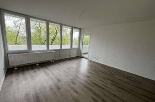 Wohnung mieten in Leibnizstraße 10, 47506 Neukirchen-Vluyn, Zentral gelegene 3 Zimmer Wohnung mit Balkon