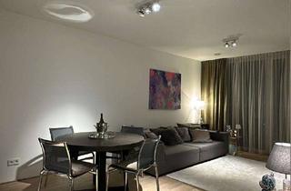 Wohnung mieten in Richard-Strauss-Allee 27, 60598 Sachsenhausen, Voll möbliert! Lichtdurchflutete Zwei-Zimmer-Wohnung mit großem Sonnenbalkon!