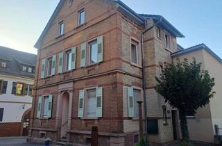 Wohnung mieten in 69469 Weinheim, Altbaucharme: Hübsche 3-Zimmerwohnung mit modernisiertem Bad & Außenstellplatz