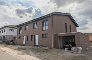Haus mieten in Heisenbergstraße, 33129 Delbrück, Neubau-Doppelhaushälfte in Delbrück-Westenholz Erstbezug KFW40