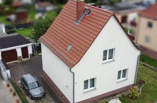 Einfamilienhaus kaufen in 04523 Pegau, Ihr Zuhause mit Garten, Balkon und Potenzial