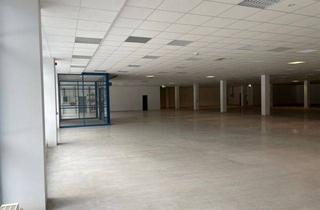 Geschäftslokal mieten in 96450 Coburg, CO-Süd ** ca. 1.800 m² Fläche z. viels. Nutzung ** ebenerdig **
