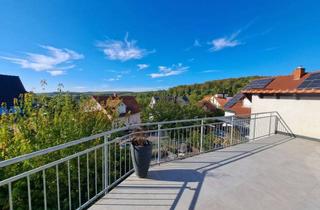 Wohnung kaufen in 76327 Pfinztal, Exklusives Wohnen mit Weitblick: Raumwunder mit großem Balkon & DG-Studio – flexibel teilbar!