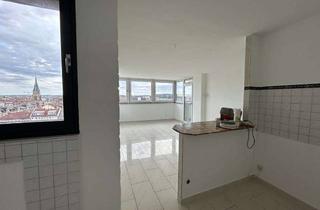 Wohnung kaufen in 90762 Fürth, Sofort freie, großzügige, sehr helle, offen gestaltete 3- Zimmerwohnung ,Bad, Gäste WC und Balkon.