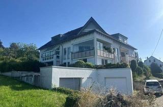 Wohnung kaufen in 73733 Esslingen, Esslingen-Krummenacker: Traumhafte 3-Zimmer DG Wohnung mit Dachterrasse
