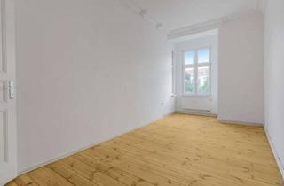 Wohnung kaufen in 10317 Lichtenberg, Stilvoll saniertes Altbauzuhause mit Stuck und modernem Energiekonzept