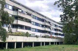Wohnung kaufen in Hamsteadstrasse 23b, 14167 Zehlendorf, Großzügige 2,5 Zimmer Wohnung mit Balkon inklusive TG Stellplatz
