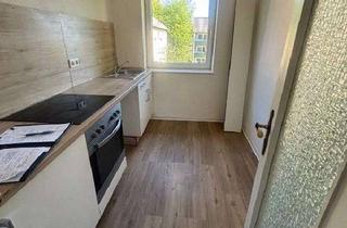 Wohnung mieten in Beethovenstr. 39, 24534 Innenstadt, Einziehen und Wohlfühlen: Helle 3-Zimmer-Wohnung