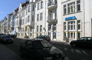 Wohnung mieten in 19053 Altstadt, Attraktive 3 Zimmer-Wohnung mit Balkon und Einbauküche zu mieten!