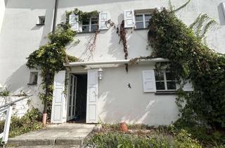 Wohnung mieten in 85049 Ingolstadt, Wunderschöne Wohnung in historischem Stadtmauerhaus mit Garten in zentraler Lage von Ingolstadt