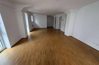 Wohnung mieten in Buchener Straße, 97980 Bad Mergentheim, Helle, großzügige 3,5 Zimmer Wohnung mit gehobener Ausstattung in Bad Mergentheim