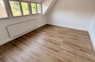 Wohnung mieten in 66497 Contwig, 2 ZKB-Dachgeschosse-Whg. in ruhiger Seitenstraße