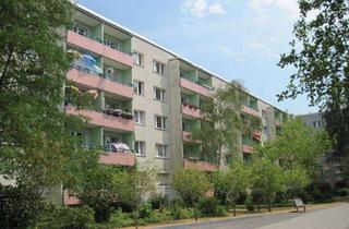 Wohnung mieten in Warschauer Straße, 14772 Hohenstücken, 3-Zimmer-Wohnung mit Balkon
