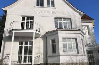 Wohnung mieten in Parkweg, 32756 Detmold, Zuhause mit viel Platz in Detmold: Maisonette-Wohnung in Altbauvilla