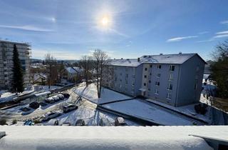 Wohnung mieten in Am Weißen Bild 35, 88400 Biberach, DG-Wohnung mit Loggia, tollem Ausblick und Einbauküche