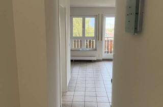 Wohnung mieten in Herzog-Eberhard-Straße 18, 72250 Freudenstadt, Schöne, helle 3-Zimmer-Wohnung im Herrenfeld mit 2 Balkonen & Tiefgaragenstellplatz