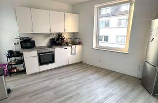 WG-Zimmer mieten in Kyffhäuser Sr. 17, 41061 Mönchengladbach, 4er WG sucht Dich- 1- Zimmer in Wohngemeinschaft frei - zentrale Lage mit zwei Bädern