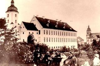 Haus kaufen in Am Schloß, 04603 Nobitz, Schloss Ehrenhain – Denkmalprojekt mit Baugenehmigung | 25 WE
