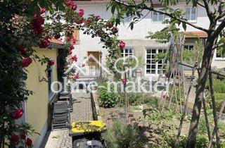 Haus kaufen in 86565 Gachenbach, Unikat der Handwerkskunst: Energetisch autarker Einfirsthof für Ästheten & Sammler