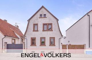 Haus kaufen in 64560 Riedstadt, Charmantes Altbauensemble mit großem Entwicklungspotenzial in Riedstadt