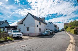 Einfamilienhaus kaufen in Bronsfeld 31, 53937 Schleiden, Einfamilienhaus mit Potenzial in ruhiger Lage von Schleiden-Bronsfeld