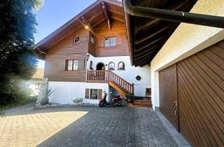 Einfamilienhaus kaufen in 88279 Amtzell, Stilvolles Einfamilienhaus auf zwei Ebenen mit charmantem Landhauscharakter, Gartenidyll & Bergblick