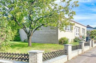 Haus kaufen in 41849 Wassenberg, Bungalow mit Partykeller ++ Passt auch der jungen Generation
