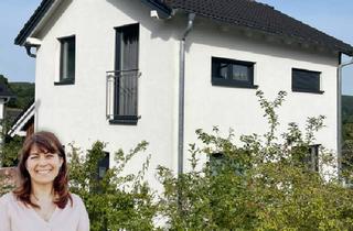 Haus kaufen in 95490 Mistelgau, Charmantes Ferienhaus mit zwei Schlafzimmern und Panoramablick direkt an der Therme