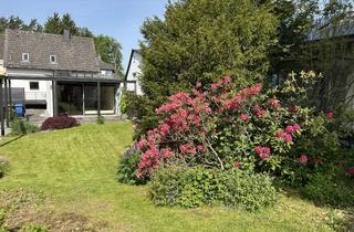 Einfamilienhaus kaufen in 65232 Taunusstein, Solides Einfamilienhaus mit XXL-Grundstück