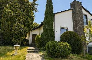 Einfamilienhaus kaufen in 56077 Arenberg, Freistehendes Einfamilienhaus mit großem Garten und Weitblick in Koblenz-Arenberg