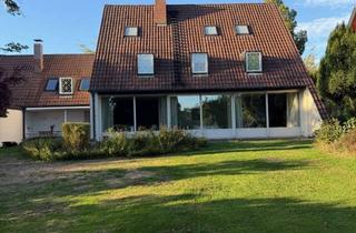Einfamilienhaus kaufen in 92637 Lerchenfeld, Großzügiges Einfamilienhaus mit mehreren Garagen und großem Grundstück in sehr guter Wohnlage