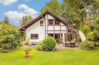 Einfamilienhaus kaufen in 14532 Kleinmachnow, Bezugsfreies Einfamilienhaus mit Wintergarten, Einliegerwohnung und großem Grundstück