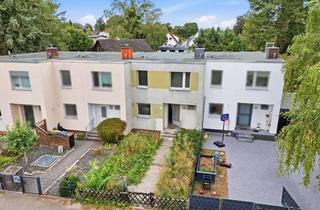 Reihenhaus kaufen in 12209 Lichterfelde, 3 Schlafzimmer + 25 m² Büro-Option & Garten - Reihenhaus zum neu gestalten – Schule und Kita zu Fuß
